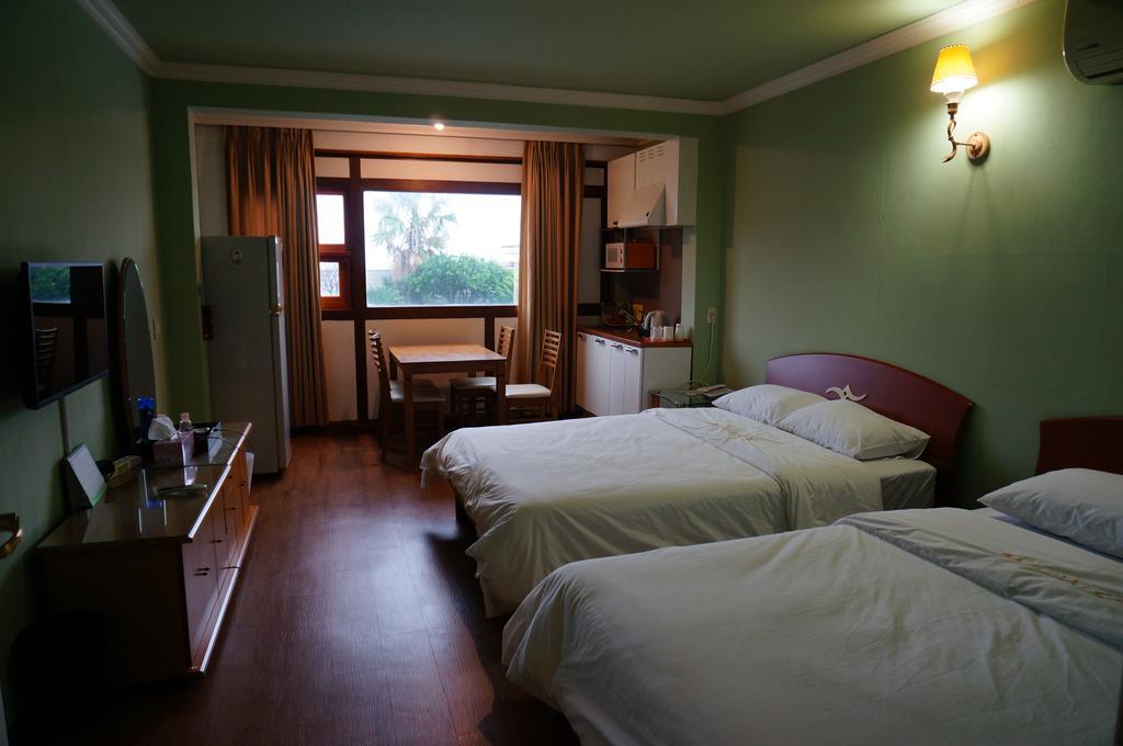 Park Beach Hotel Jeju Værelse billede