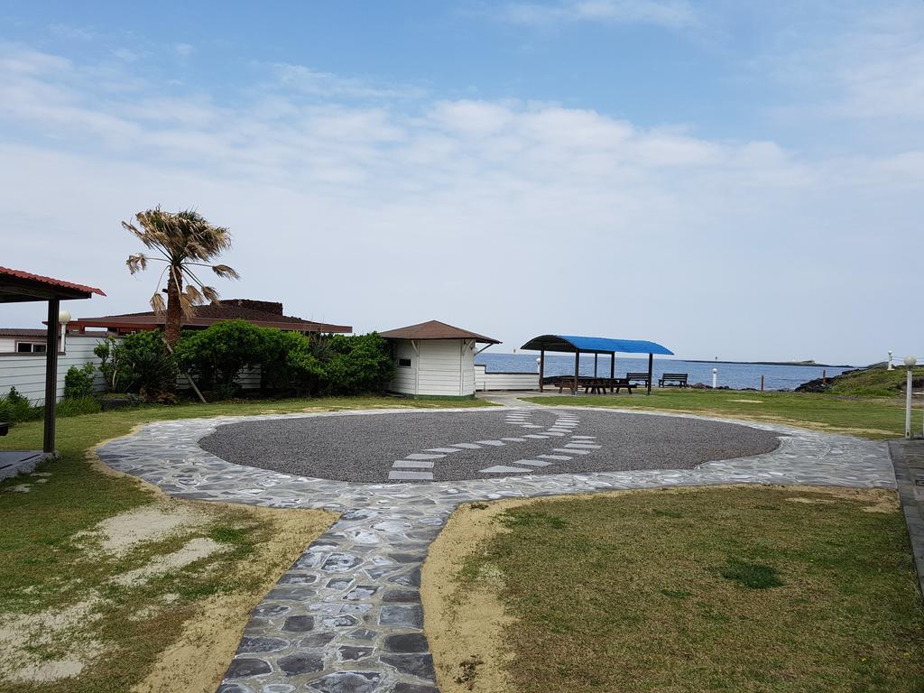 Park Beach Hotel Jeju Eksteriør billede
