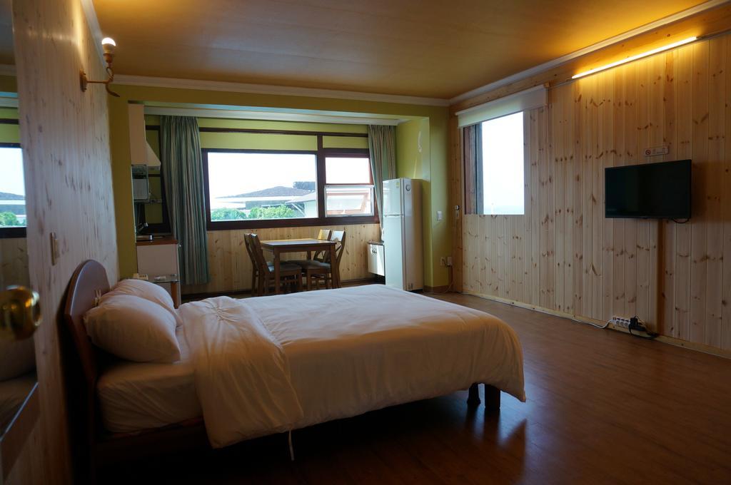 Park Beach Hotel Jeju Værelse billede