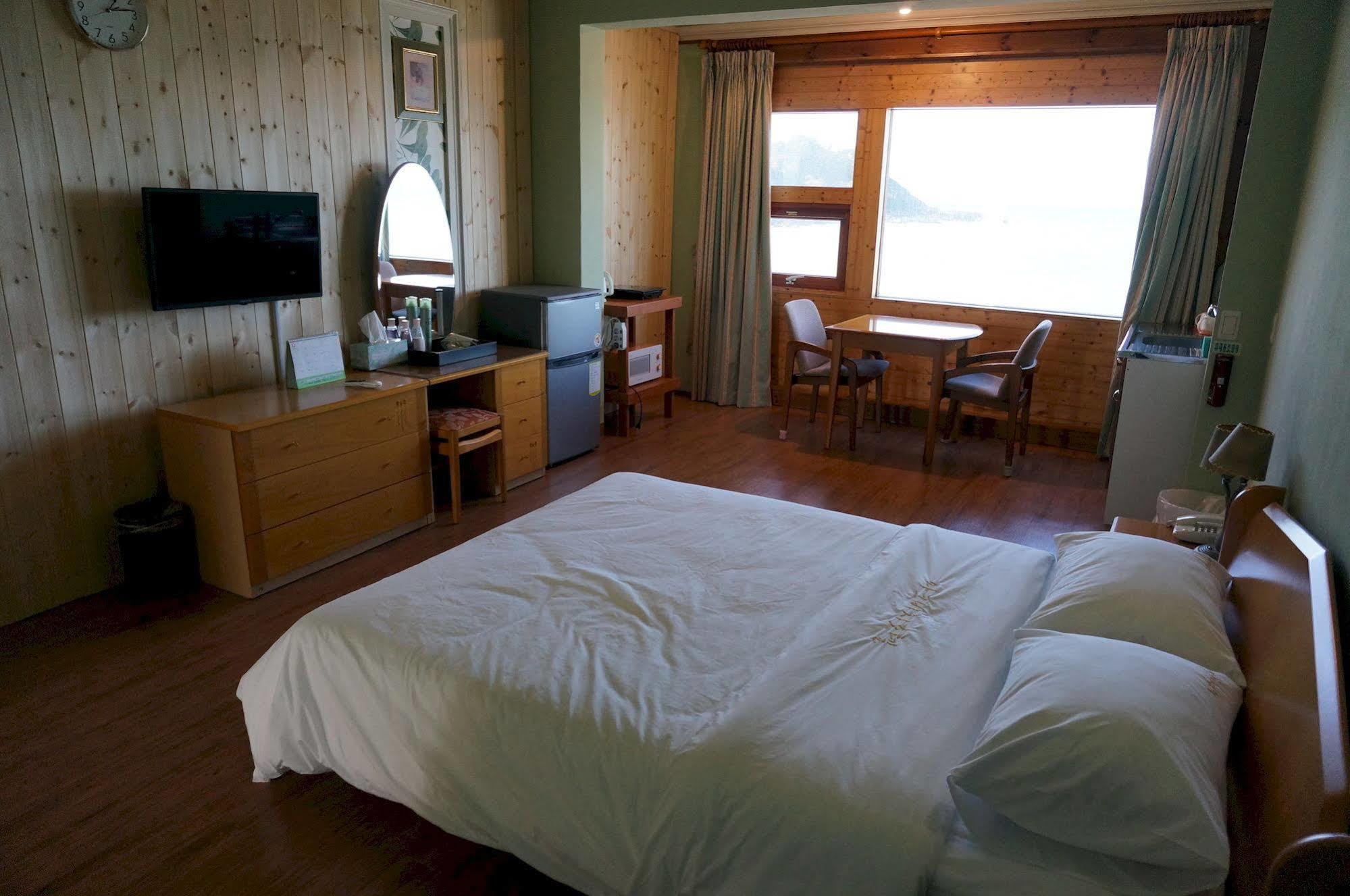 Park Beach Hotel Jeju Eksteriør billede
